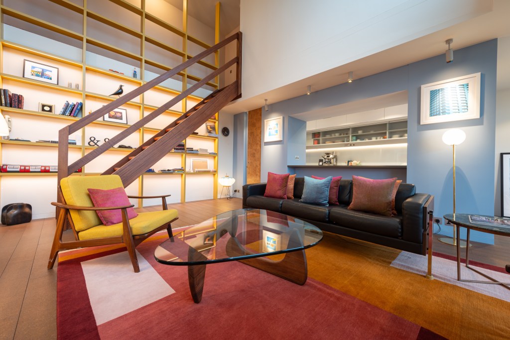Respecting Heritage: A Complete Duplex Penthouse Refurbishment in Gilbert House,&nbsp;Barbican